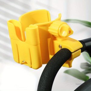 Accessoire pratique pour poussette : support gobelet et téléphone