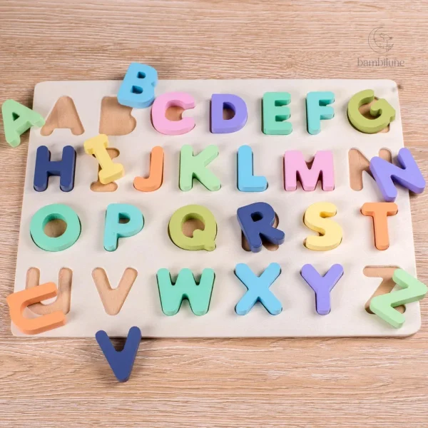 Activité créative avec les lettres en 3D
