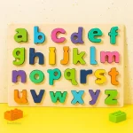 Lettres en bois pour stimuler l'apprentissage