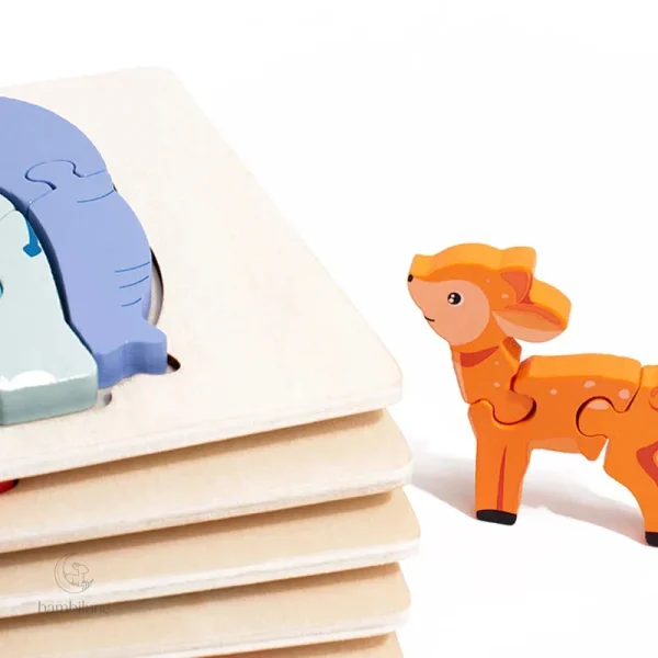 Puzzle en bois pour apprendre les formes et les couleurs