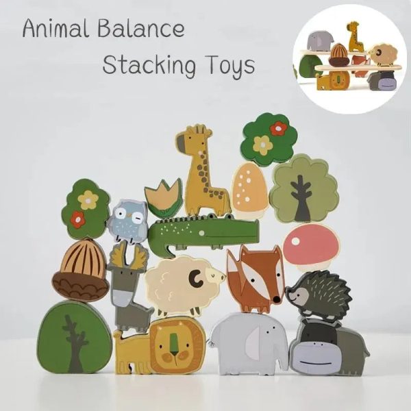 Empilez des animaux en bois colorés pour le jeu éducatif