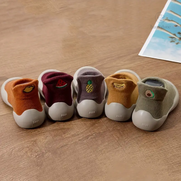 Design ergonomique des chaussures pour bébés