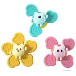 Set de trois jouets colorés pour le bain des bébés