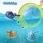 Poissons colorés pour le bain des enfants