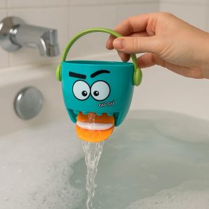 Petits seaux colorés pour le plaisir du bain