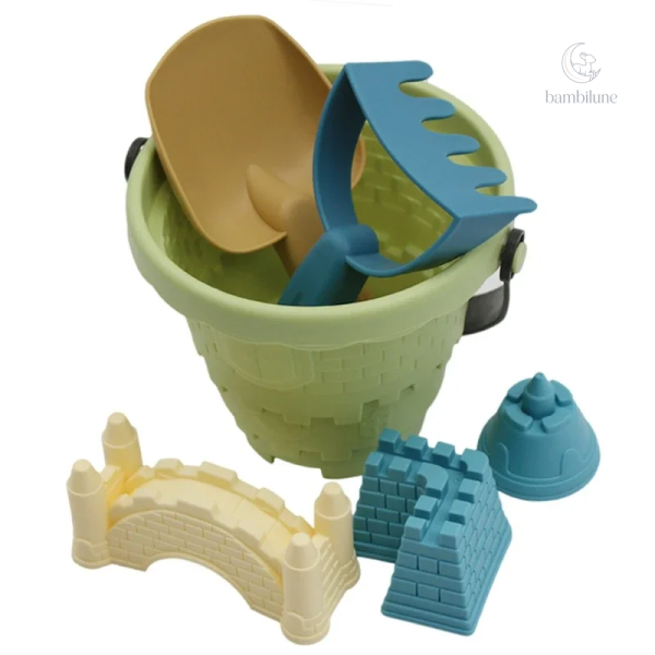 Jouets de plage pour développer la motricité fine