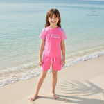 BeachBloom : style et confort pour les petits nageurs