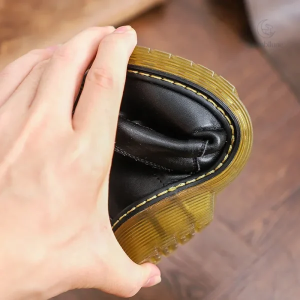 Bottes à lacets pour un maintien optimal des pieds