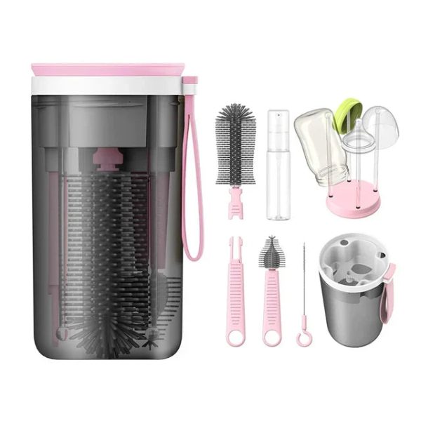 Accessoire de nettoyage pour biberons adaptés aux bébés
