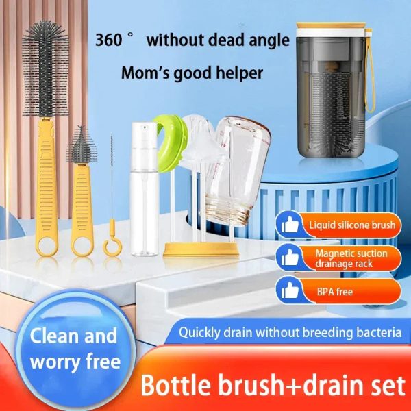 Kit compact pour l'entretien des biberons en voyage