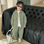 Tenue tendance pour jeunes garçons