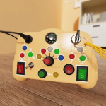Apprentissage ludique avec le Busy Light Board