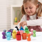 Apprentissage des couleurs avec un jeu Montessori