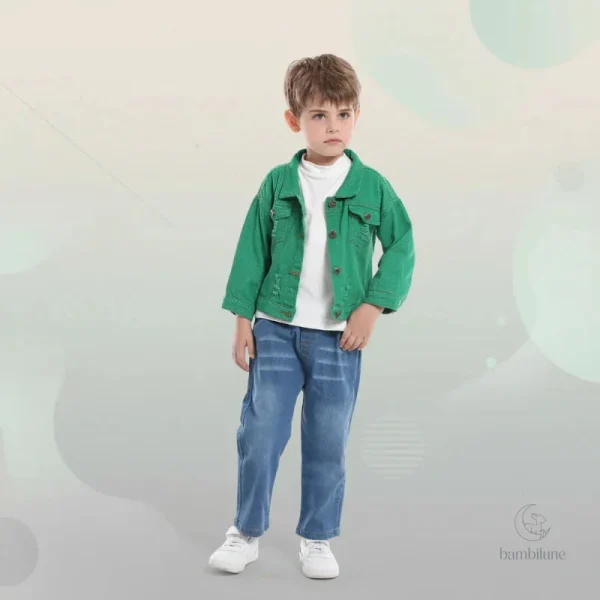 Veste en jean pour les petits aventuriers