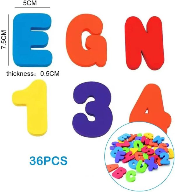 Activités ludiques dans l'eau avec lettres colorées