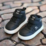 CoolKicks – Design confortable pour les petits aventuriers