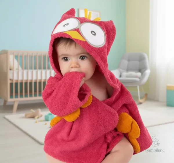 Confort et style avec ce peignoir à motif pour enfants