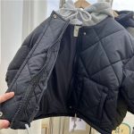 Veste CozyShield, parfaite pour les aventures d'hiver