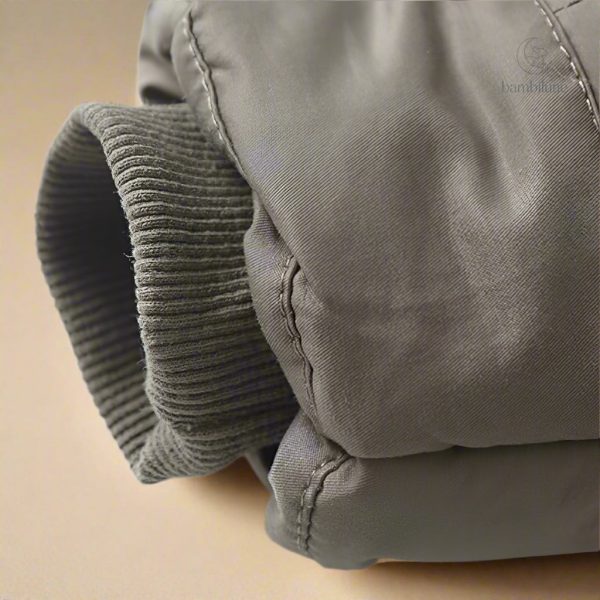 Parka d'hiver CozyTrend, style raffiné pour les petits
