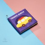 Livre d'images colorées pour stimulation visuelle