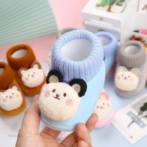Chaussons animaux doux et confortables pour bébés