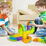 Jeu de construction de circuit de train