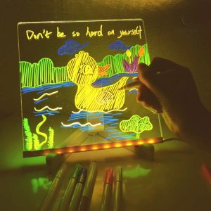 Table lumineuse pour le dessin et la création artistique