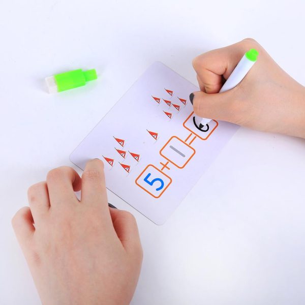 Cartes ludiques pour enseigner aux enfants de 3 à 4 ans