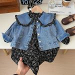 Mode enfantine : veste et robe assorties