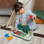 Marteau coloré pour frapper les touches du xylophone