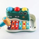 Xylophone jouet pour une initiation à la musique précoce