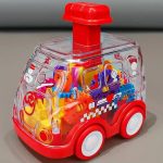 Véhicule coloré pour initier les enfants à la locomotion ludique