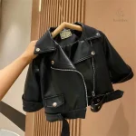 Veste en cuir stylée pour fille