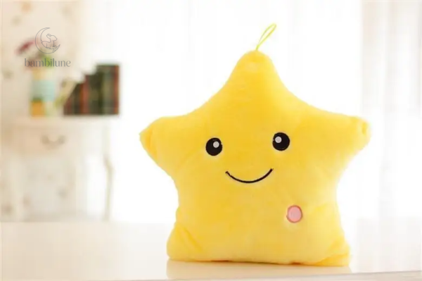 Coussin étoilé parfait pour une chambre d'enfant