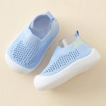 Design moderne des sneakers HappyFeet pour les petits