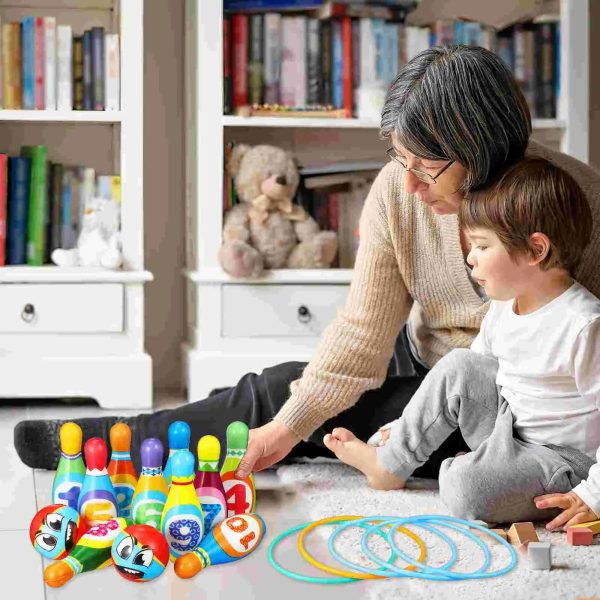 Jeu amusant de bowling pour les tout-petits