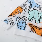 Pull enfant avec design de dinosaure