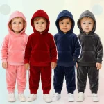 Survêtement confortable en velours pour les petits