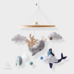 Mobile pour bébé en bois - LittleNest