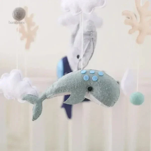 Mobile pour bébé en bois - LittleNest - vue 2