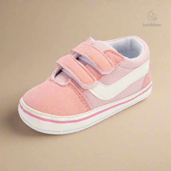Chaussures bébés, design mignon et pratique