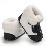 Bottes d'hiver confortables pour les petites filles