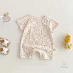 Vêtements pour enfants : romper tendance et chic