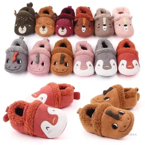 Mini chaussons animaux pour tout-petits en peluche