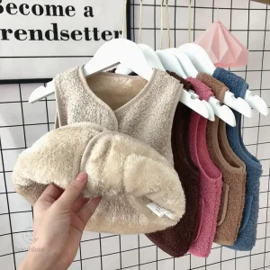 Gilet en laine d'agneau pour les saisons froides