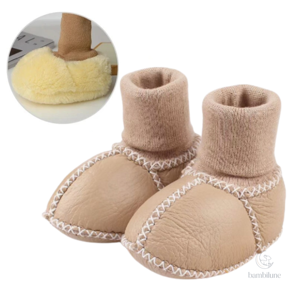 Mini chaussons confortables pour les petits pieds sensibles