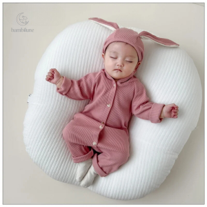 Vêtement pour bébé, style lapin en mode tendance