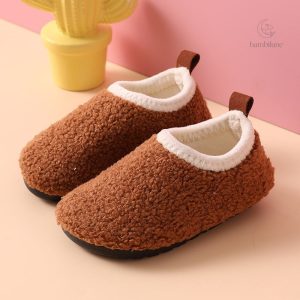 Pantoufles tendance pour garder les pieds au chaud
