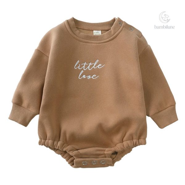 Pull d'hiver confortable, parfait pour les aventures en famille