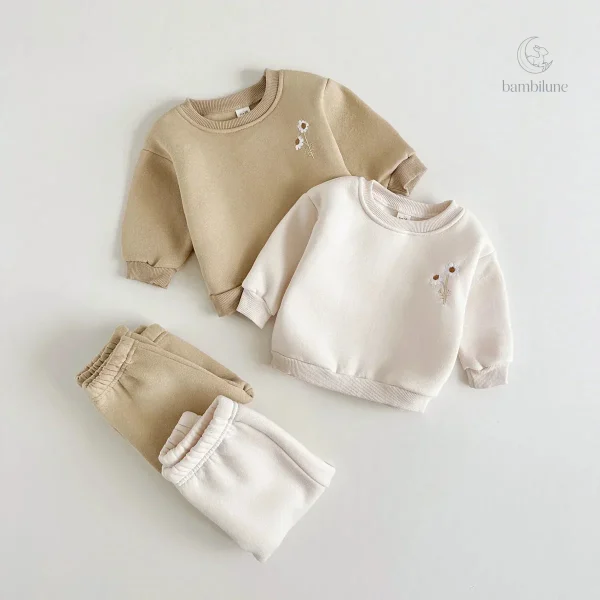 Mini survêtement chaud et confortable pour enfants